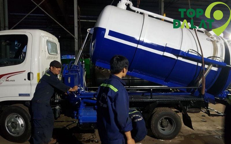 Tại sao phải hút hầm cầu định kỳ?