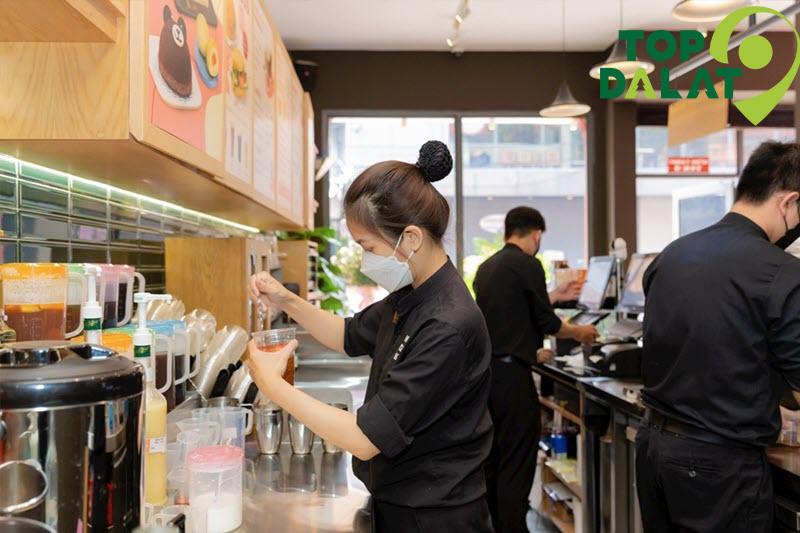 Cơ hội việc làm cho sinh viên tại các quán cà phê, homestay, nhà hàng