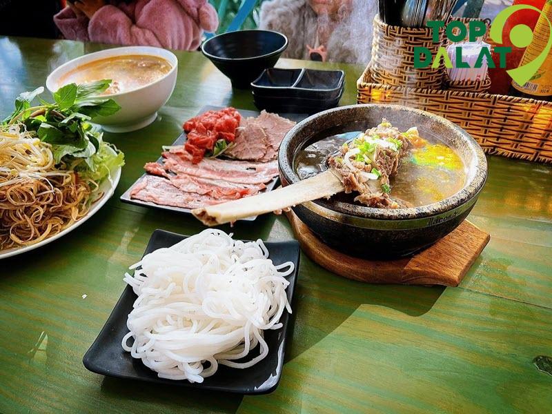 Giới thiệu tổng quan về món bún bò thố đá