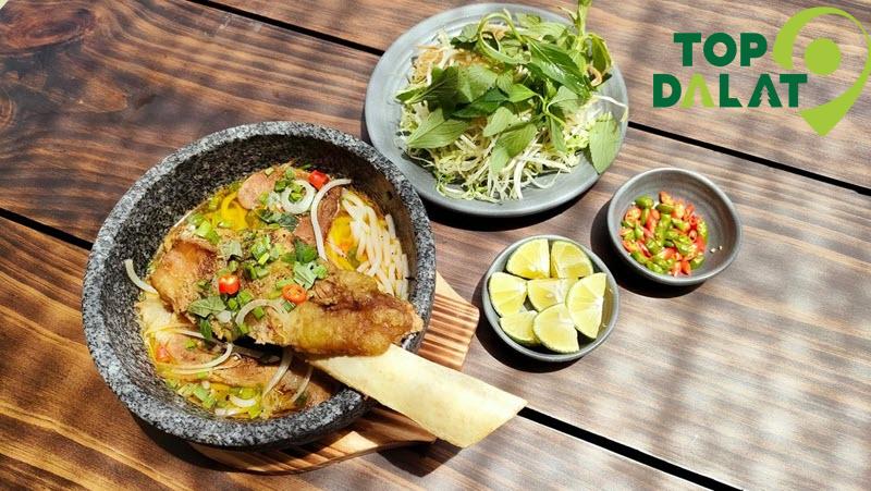 Đánh giá chi tiết quán bún bò thố đá Đà Lạt