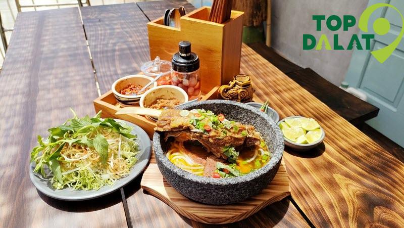 Món bún bò thơm lừng hấp dẫn