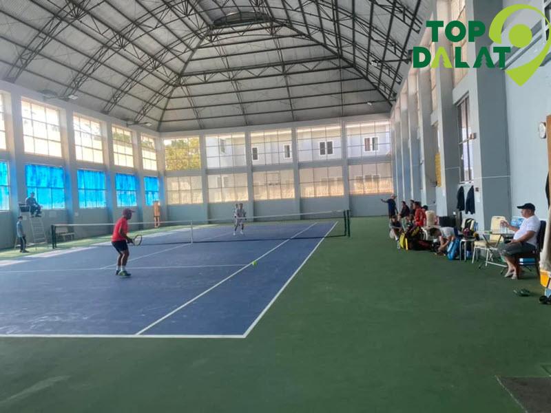 Sân Tennis CLB 24 Quang Trung